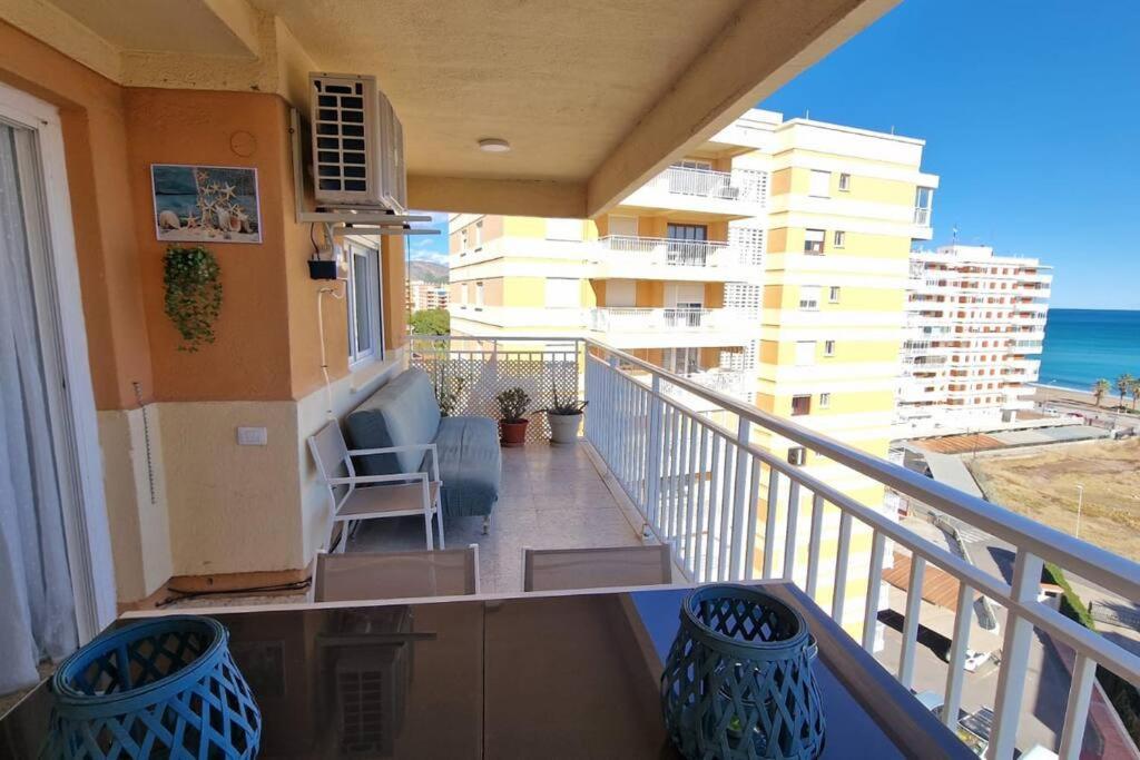 Apartamento Stunning Sea Vistas By The