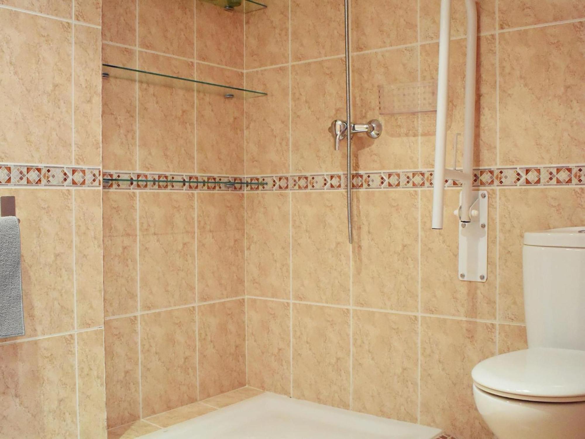 Apartamento Luminoso De 3 A Pie De Playa En Torremolinos