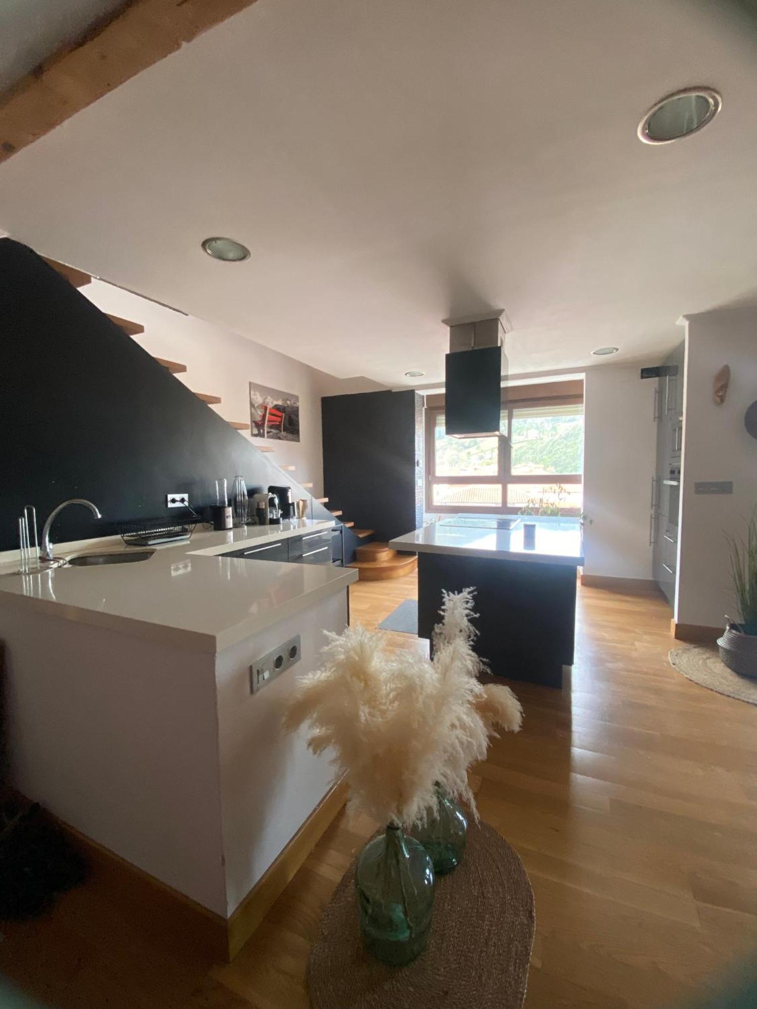Apartment Duplex Markina Xemein *