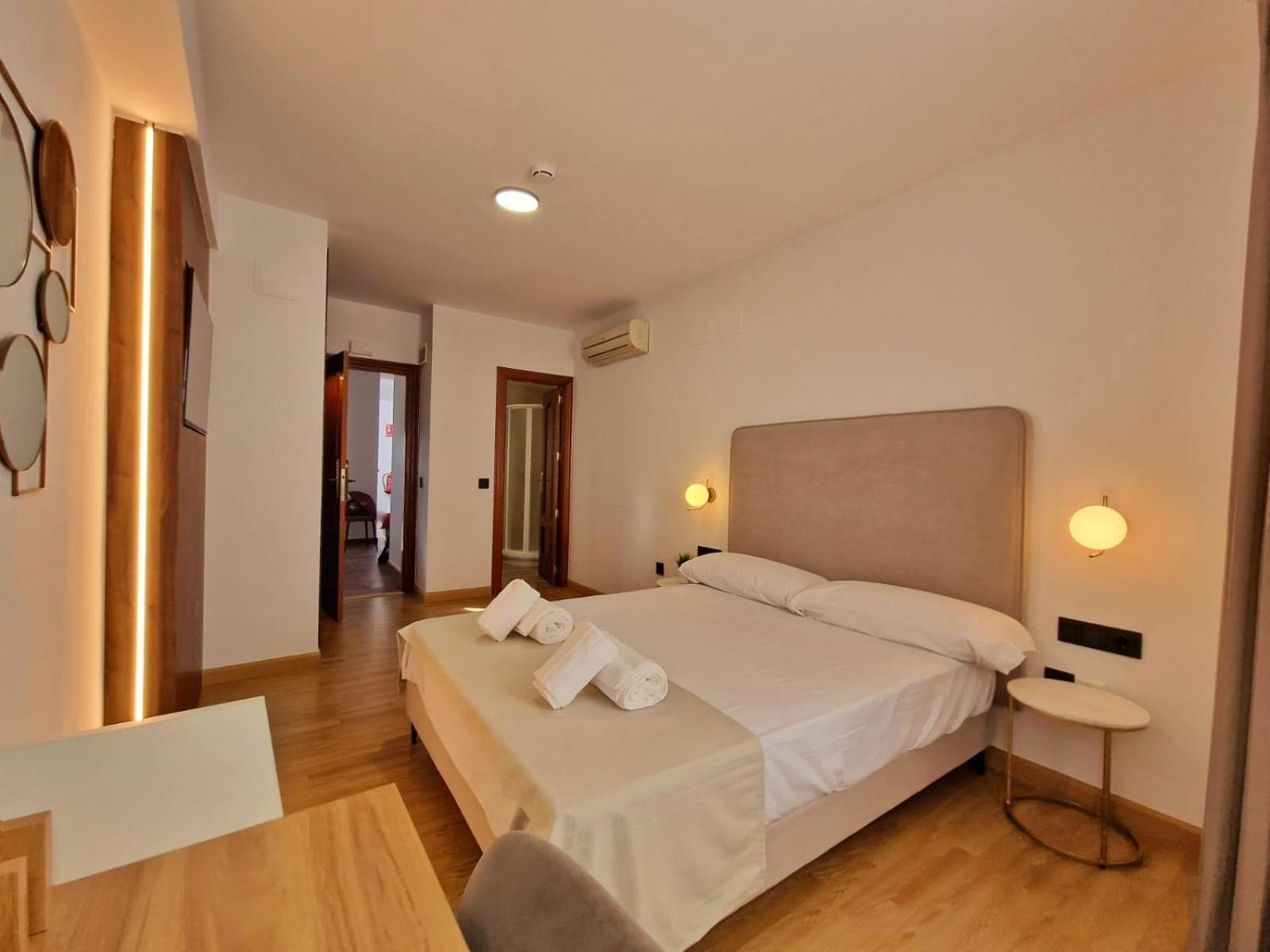 Guest house Hs *