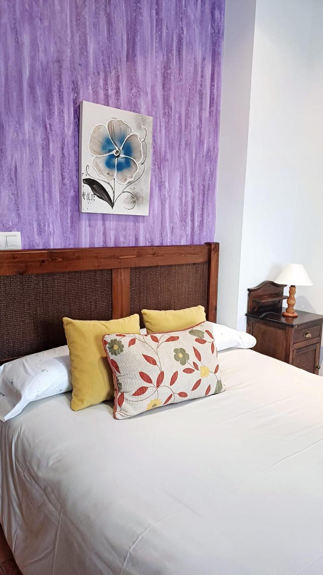 Maribel - Complejo Country house Alcala del Jucar