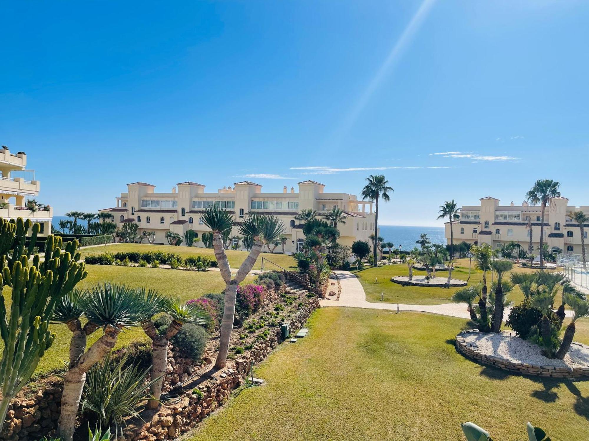 La Cala Gorgeous 2 Bedroom With Stunning Gardens, Pools And Sea Views