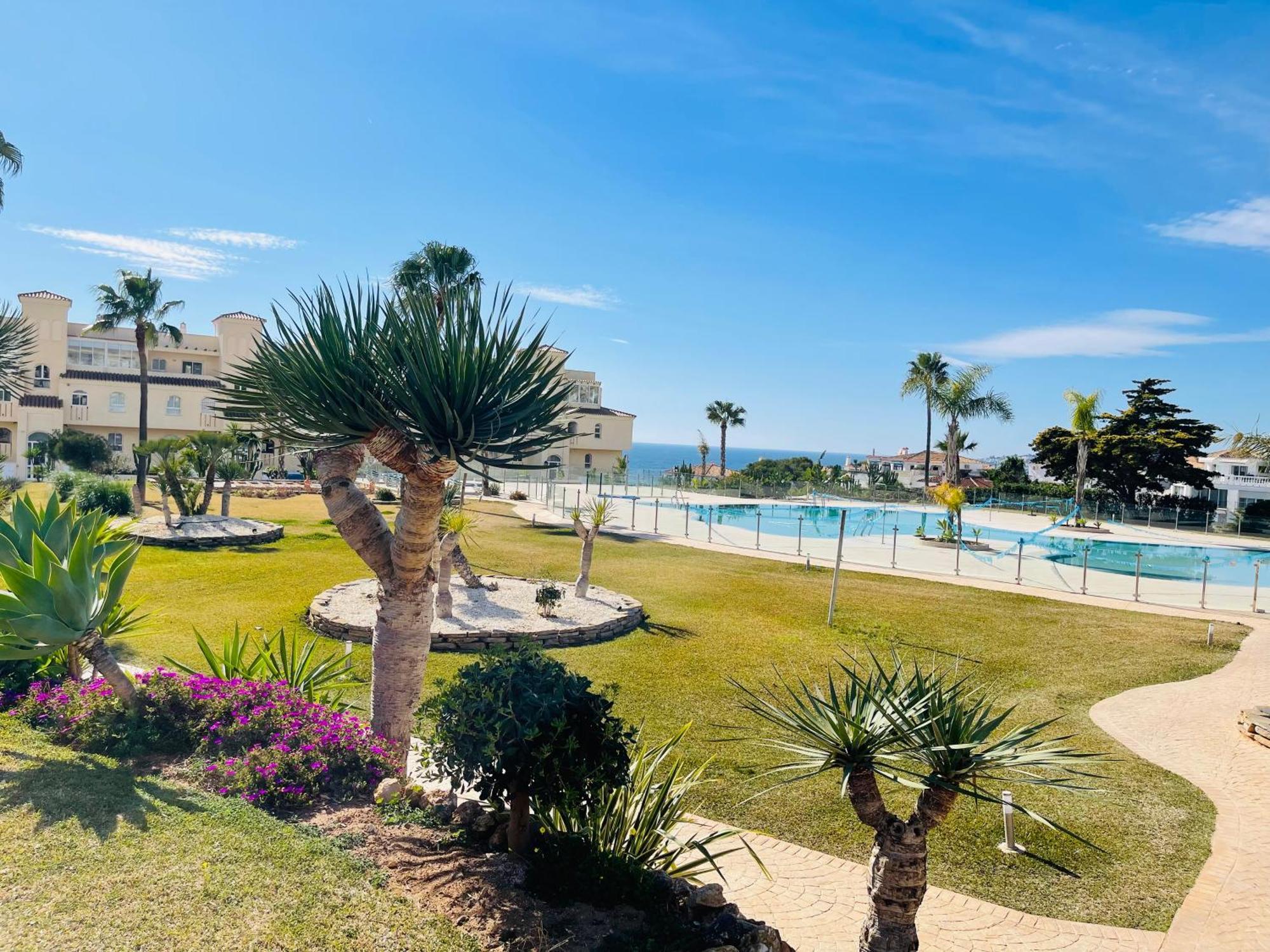 La Cala Gorgeous 2 Bedroom With Stunning Gardens, Pools And Sea Views Apartment *