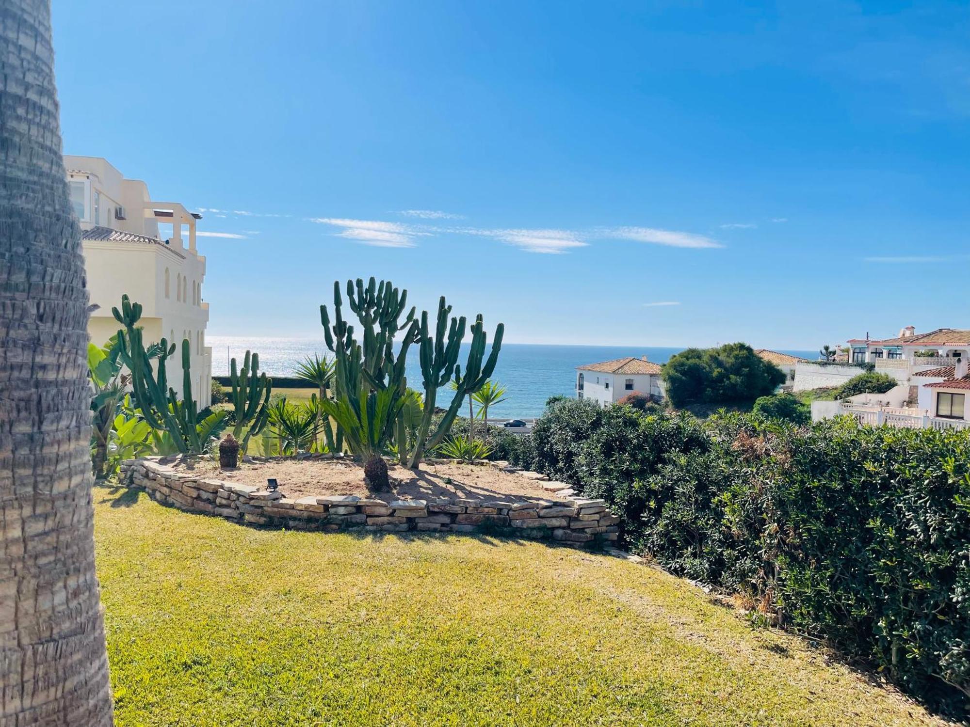 La Cala Gorgeous 2 Bedroom With Stunning Gardens, Pools And Sea Views Apartment