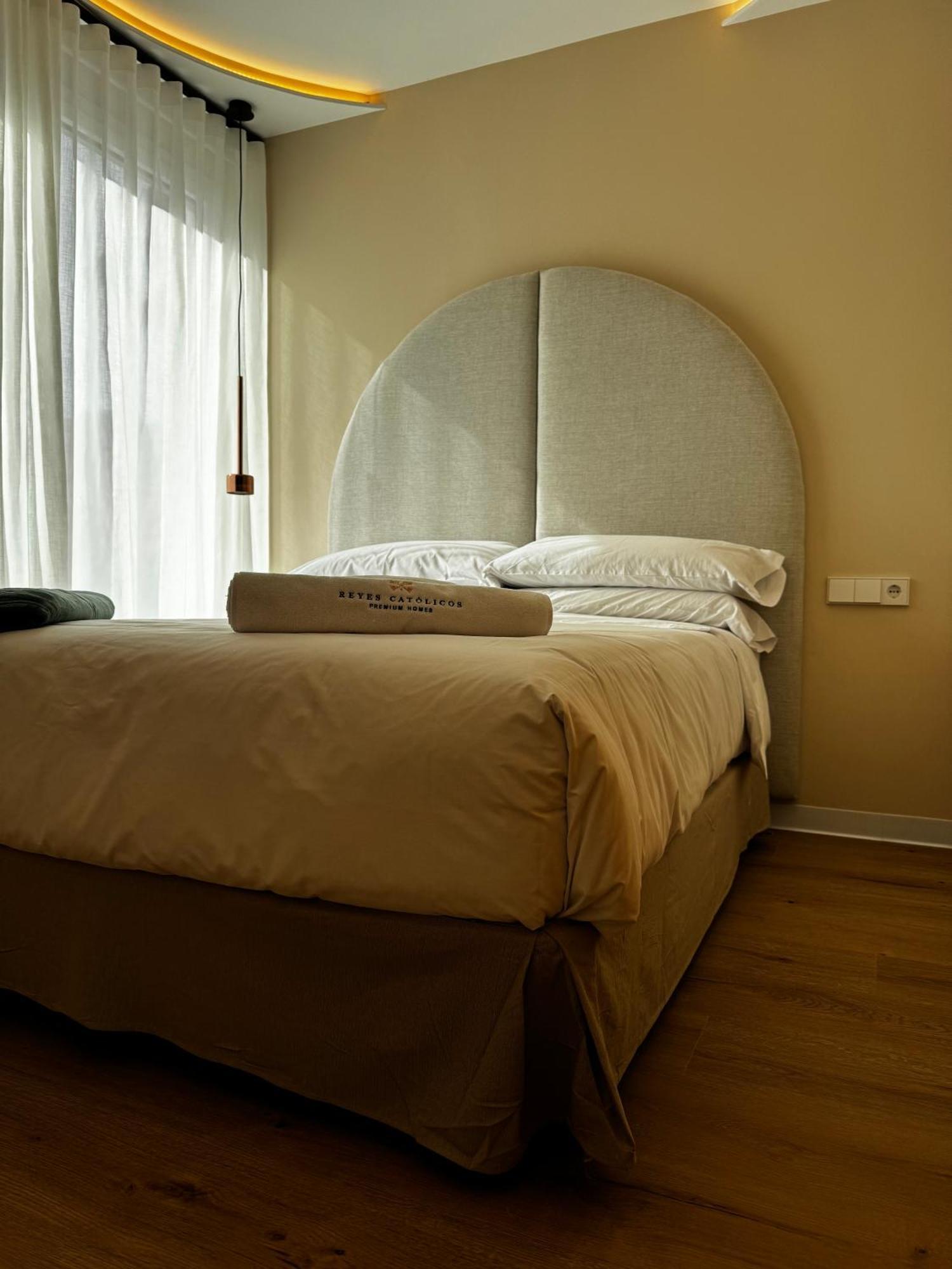 Reyes Catolicos Premium Beach, Playa Urbanova, Apartamento *