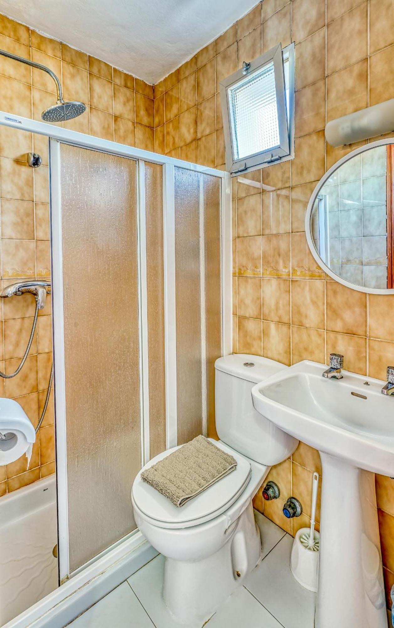Ochomin Guest house *