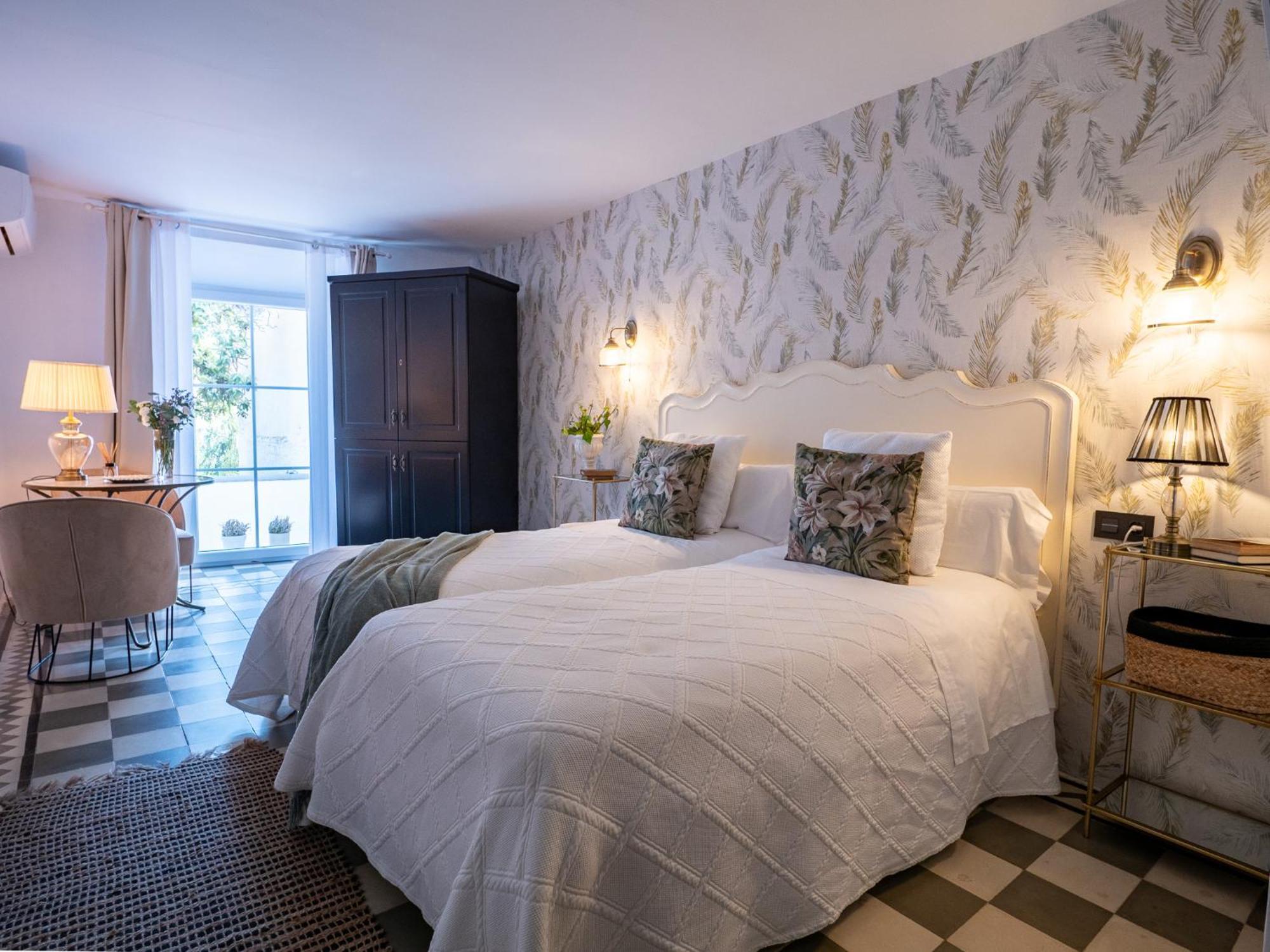 Casabela Villa *