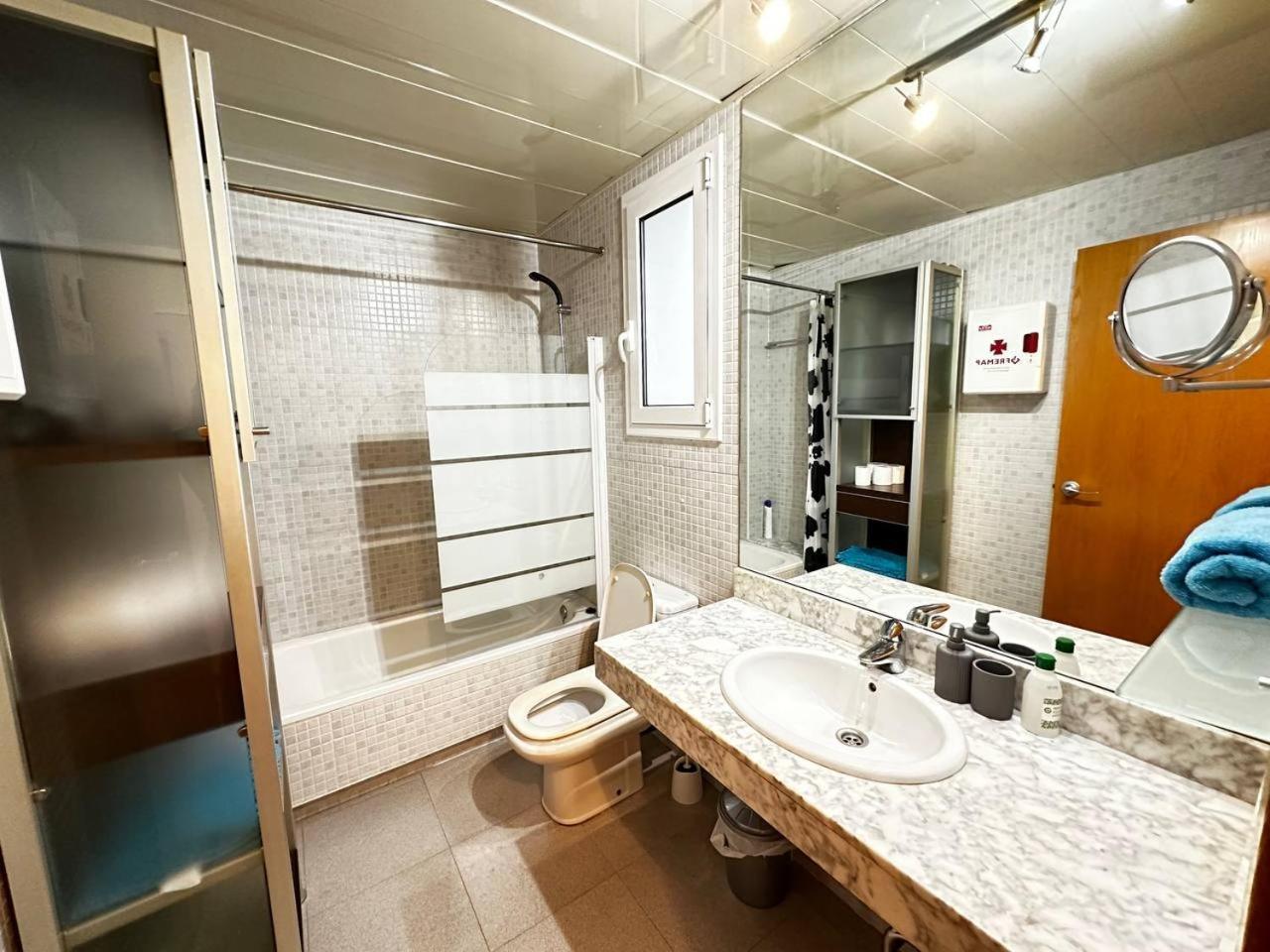 Nuevo Aribau Bed & Breakfast