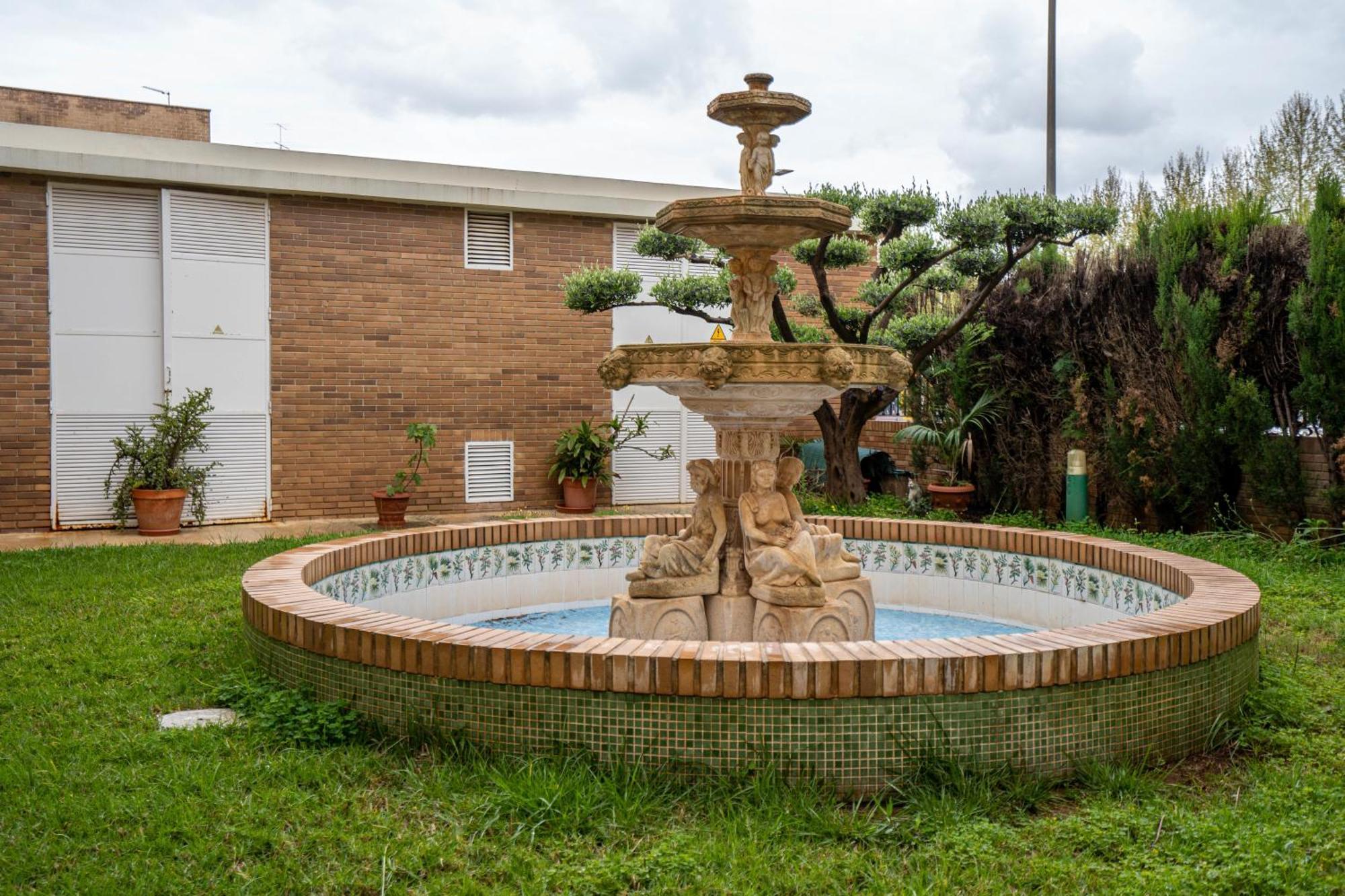 Bartos Hotel