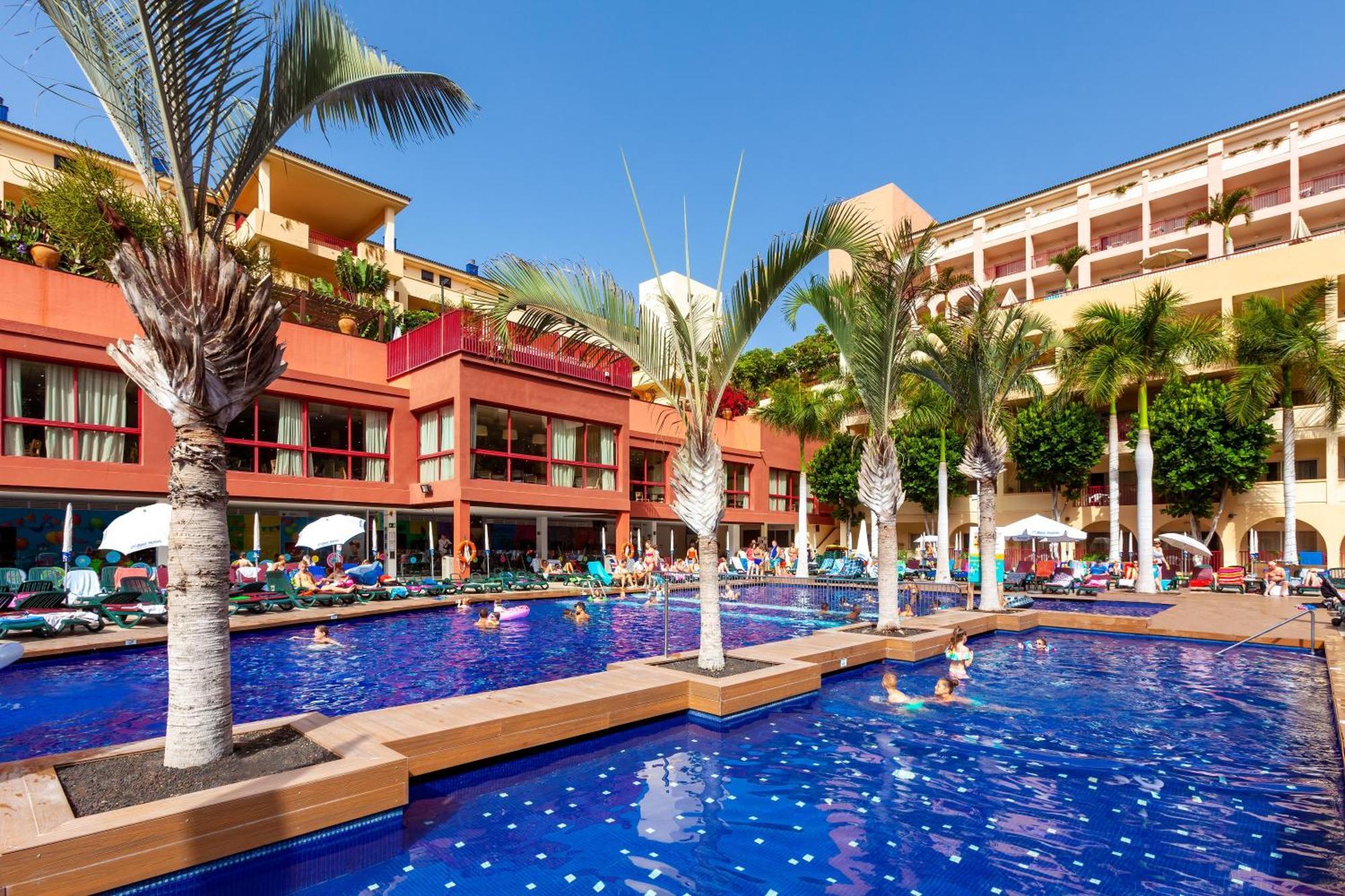 Jacaranda 4*
