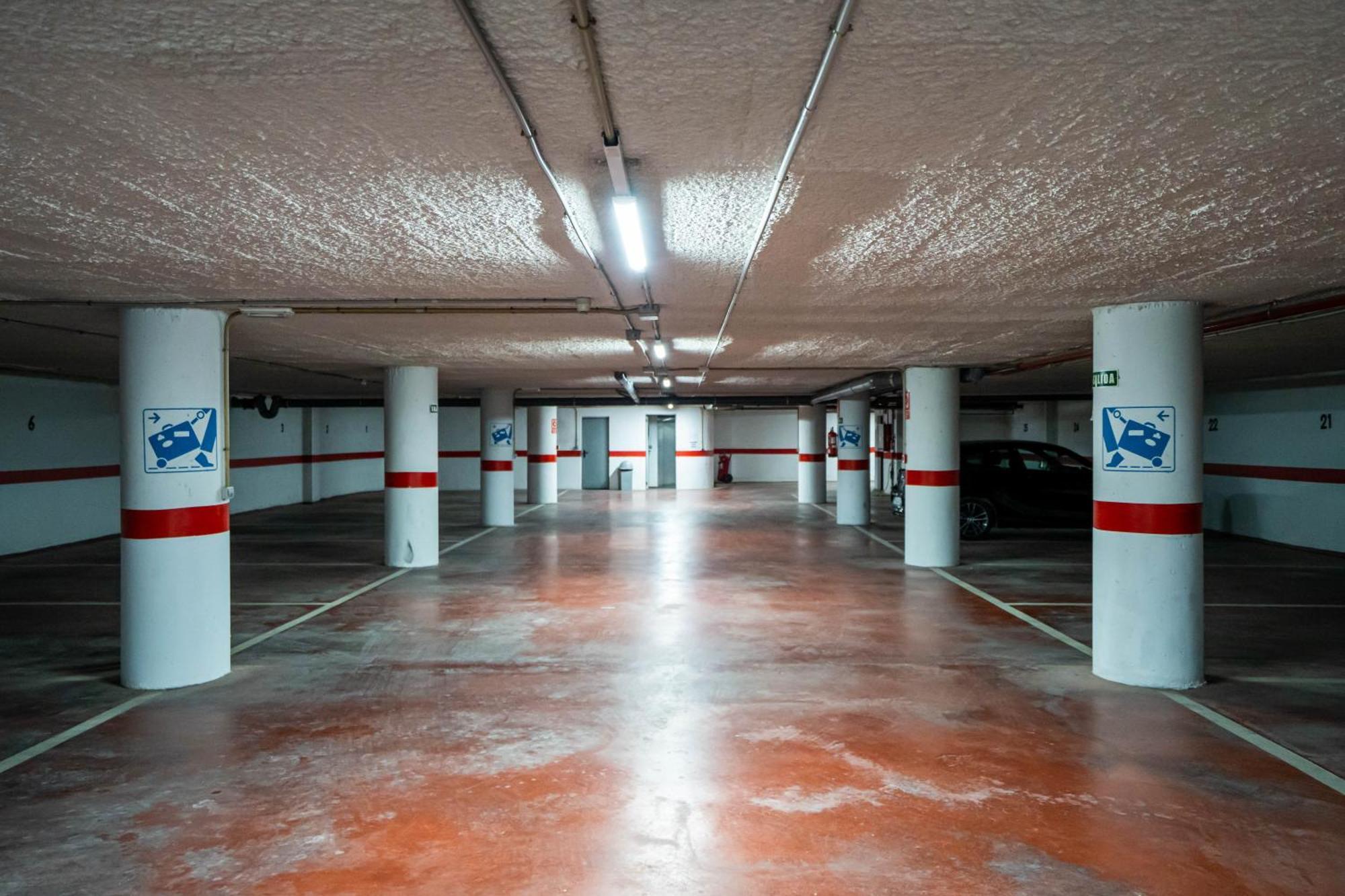 Bartos Hotel 4*