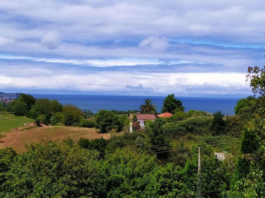 Con Magnificas Vistas Al Mar Holiday home Perlora