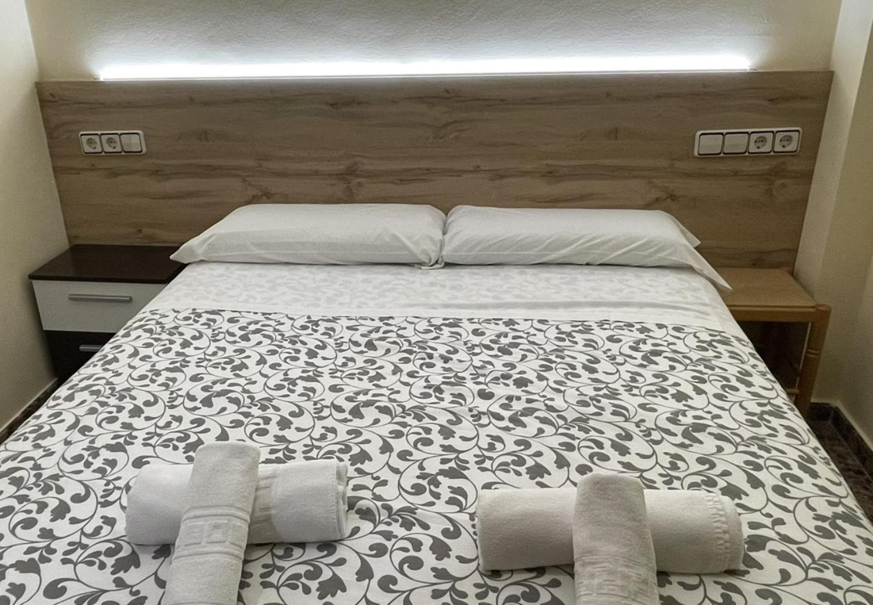 Vivienda Familiar Junto Plaza Toros De