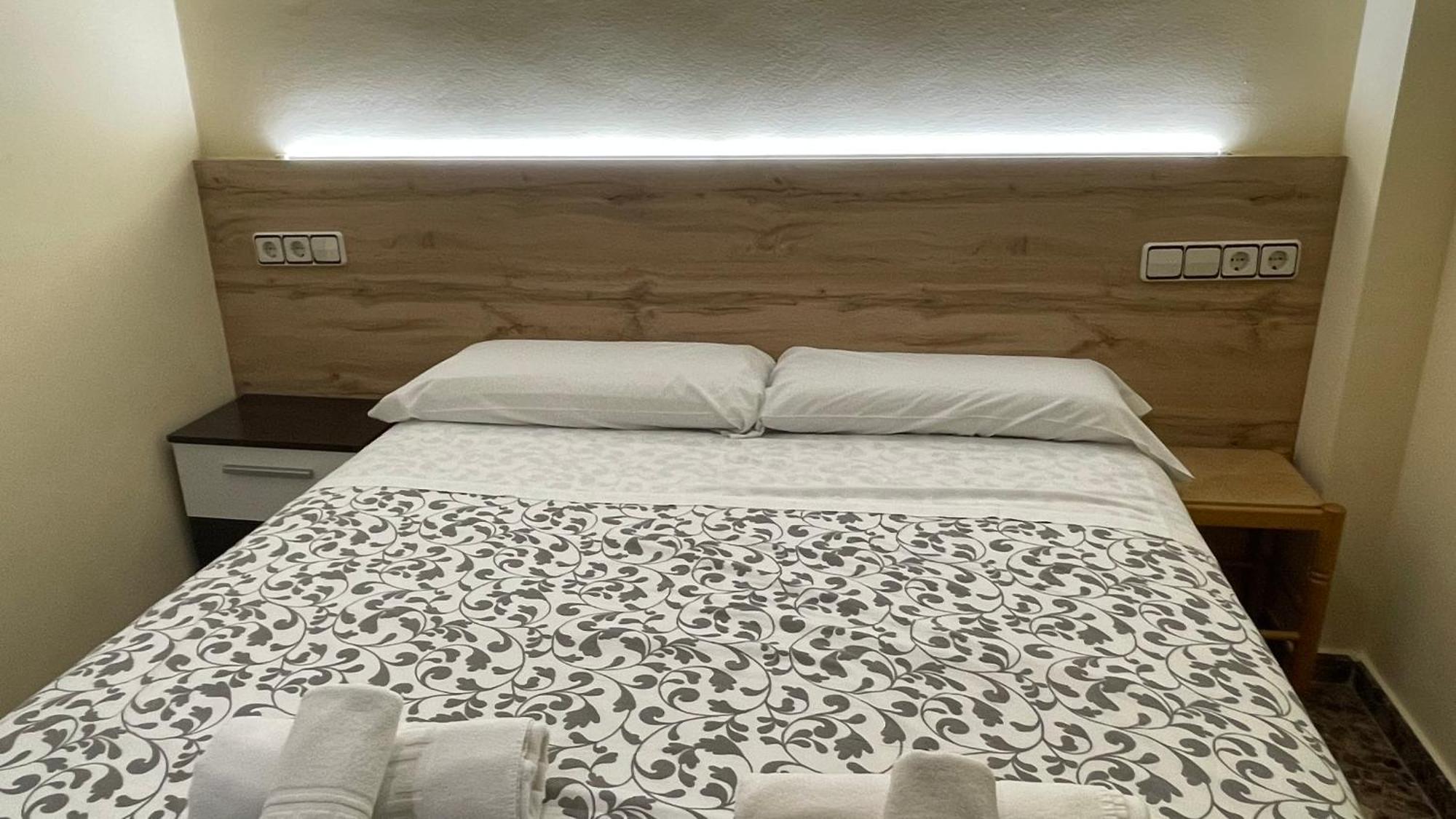 Vivienda Familiar Junto Plaza Toros De Apartamento *