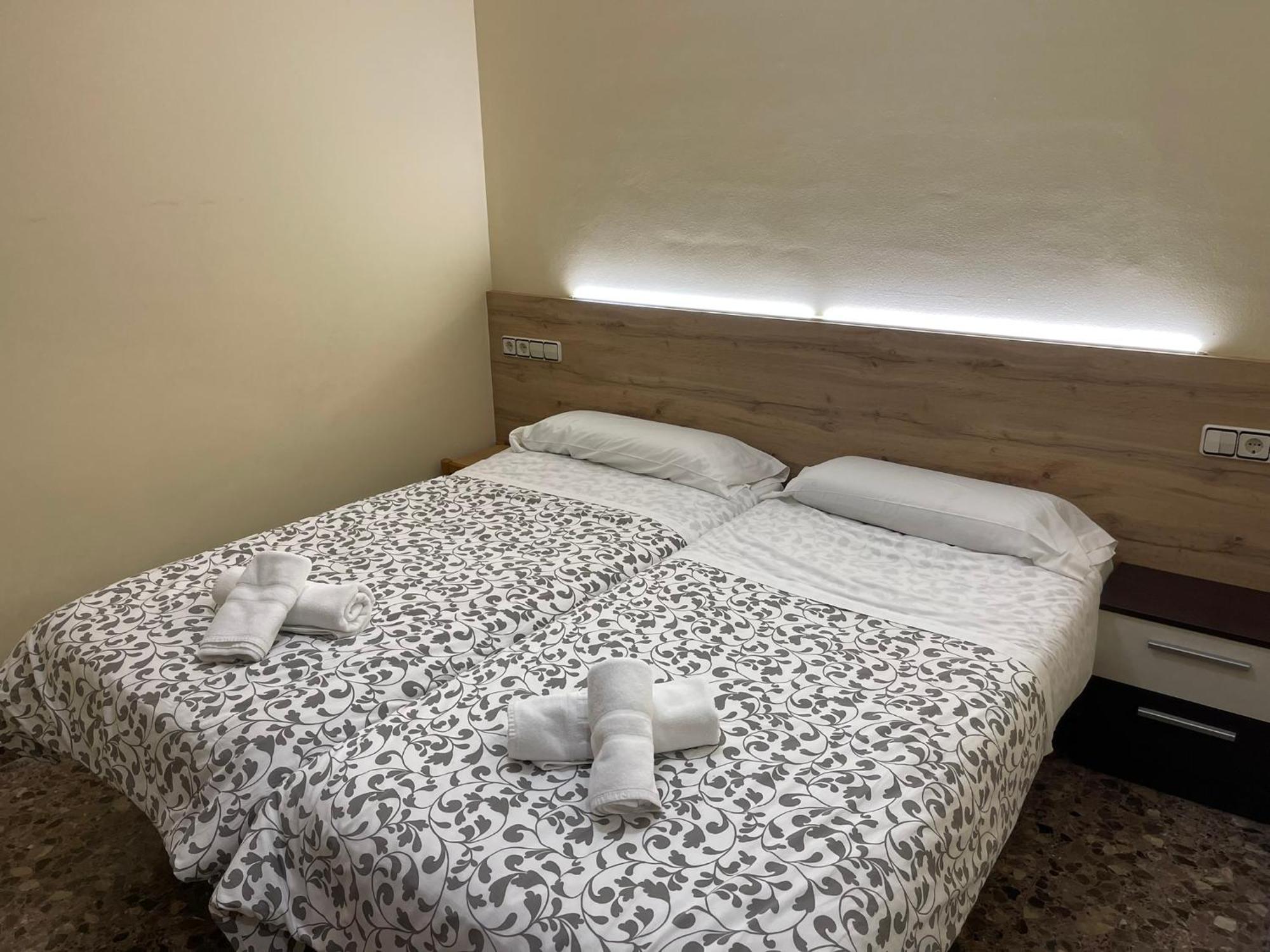 Vivienda Familiar Junto Plaza Toros De Apartamento Teruel
