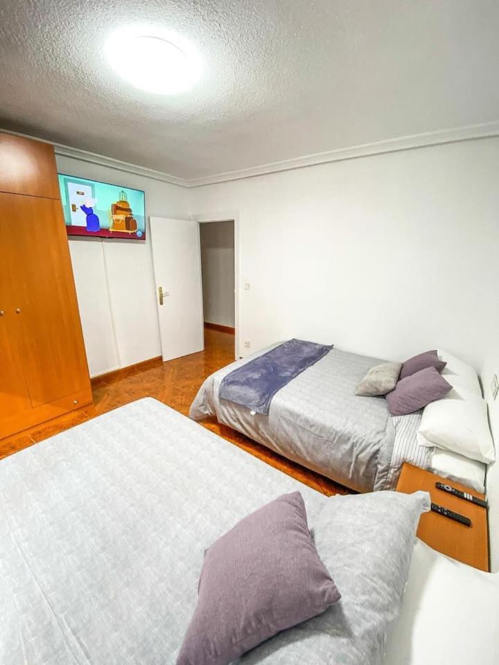 Apartamento Residencial Leyra, Piso Centrico De 6 Habitaciones, 8 Camas Salamanca