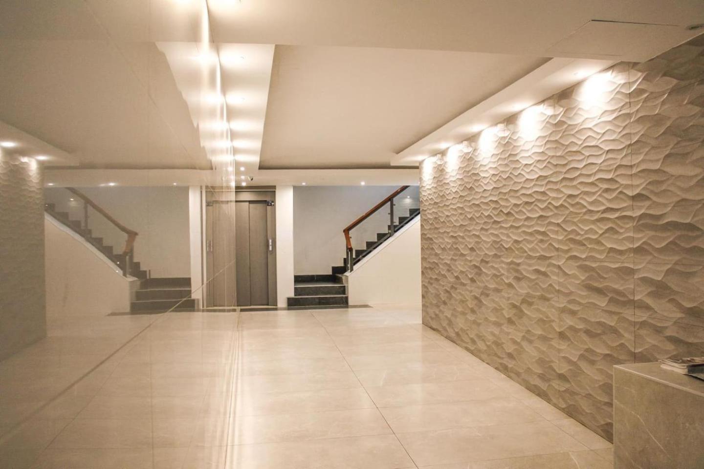 Residencial Leyra, Piso Centrico De 6 Habitaciones, 8 Camas Apartamento *