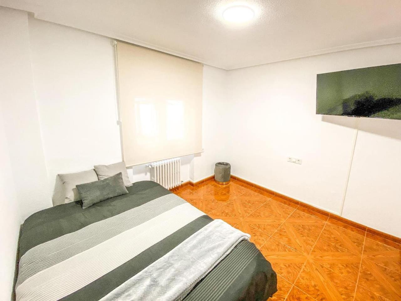 Residencial Leyra, Piso Centrico De 6 Habitaciones, 8 Camas Apartamento Salamanca