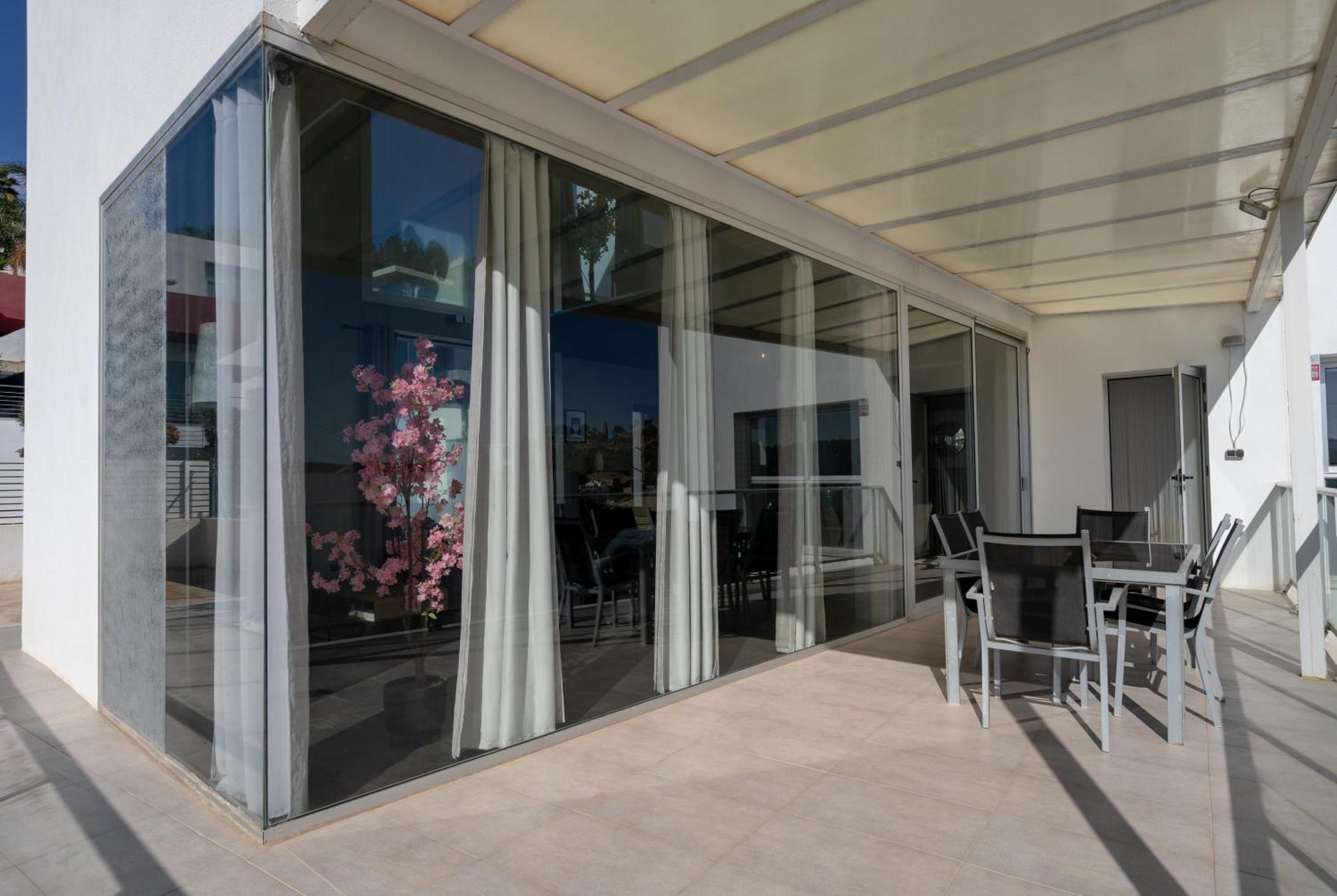 Descubre Oasis - Confort, Diseno Y Naturaleza A Un Paso De Valencia *