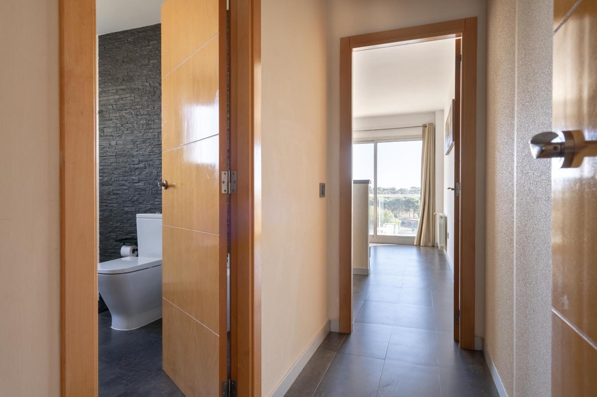 Descubre Oasis - Confort, Diseno Y Naturaleza A Un Paso De Valencia Chiva