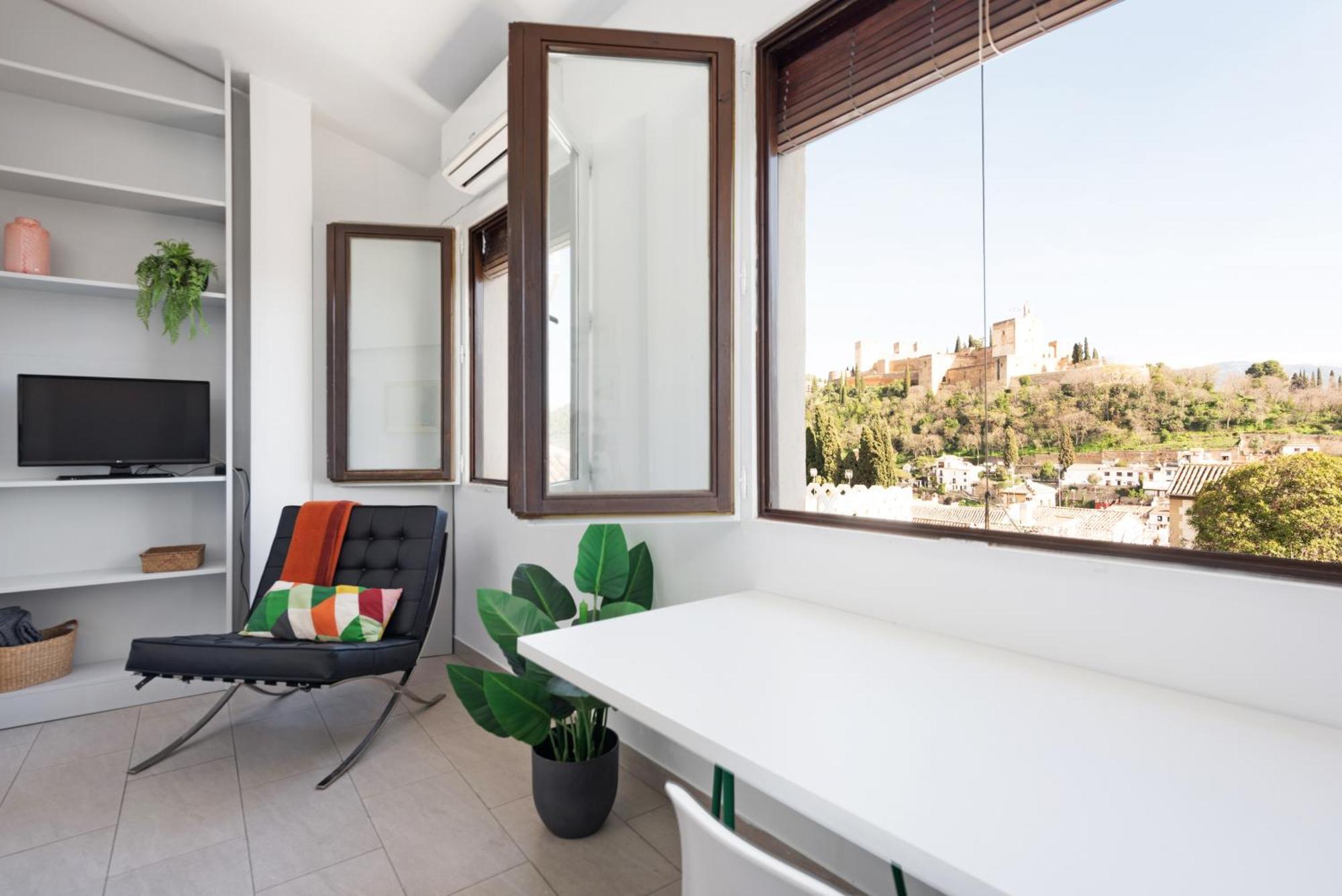 Bravo Apartment Granada