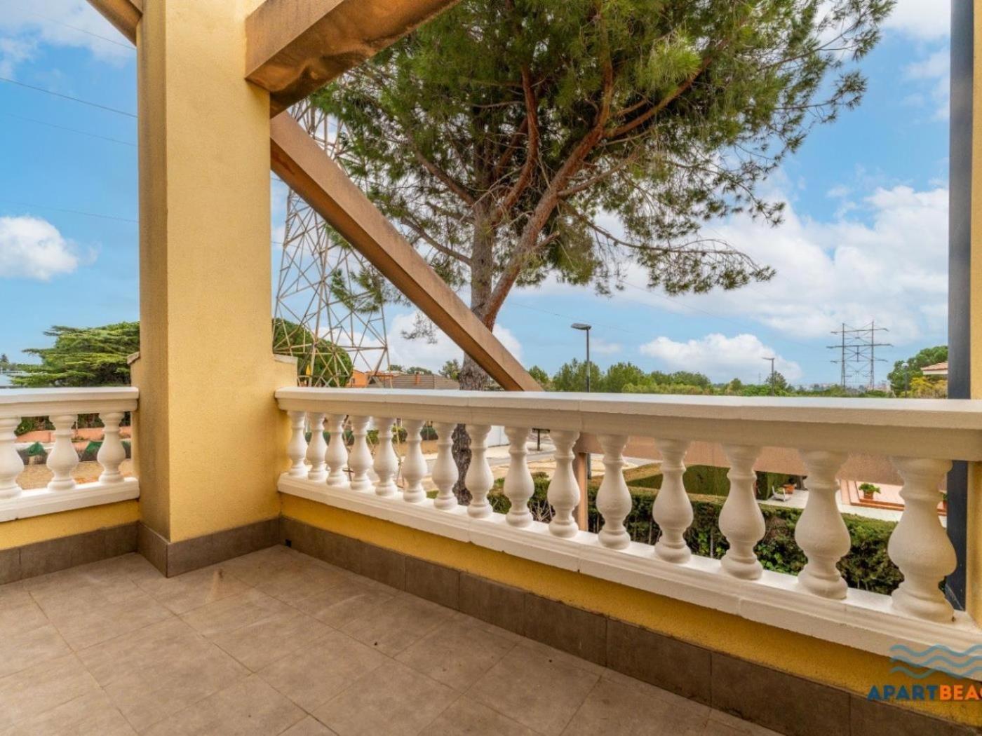 Apartbeach El Pinar Con Piscina Y Barbacoa * Reus