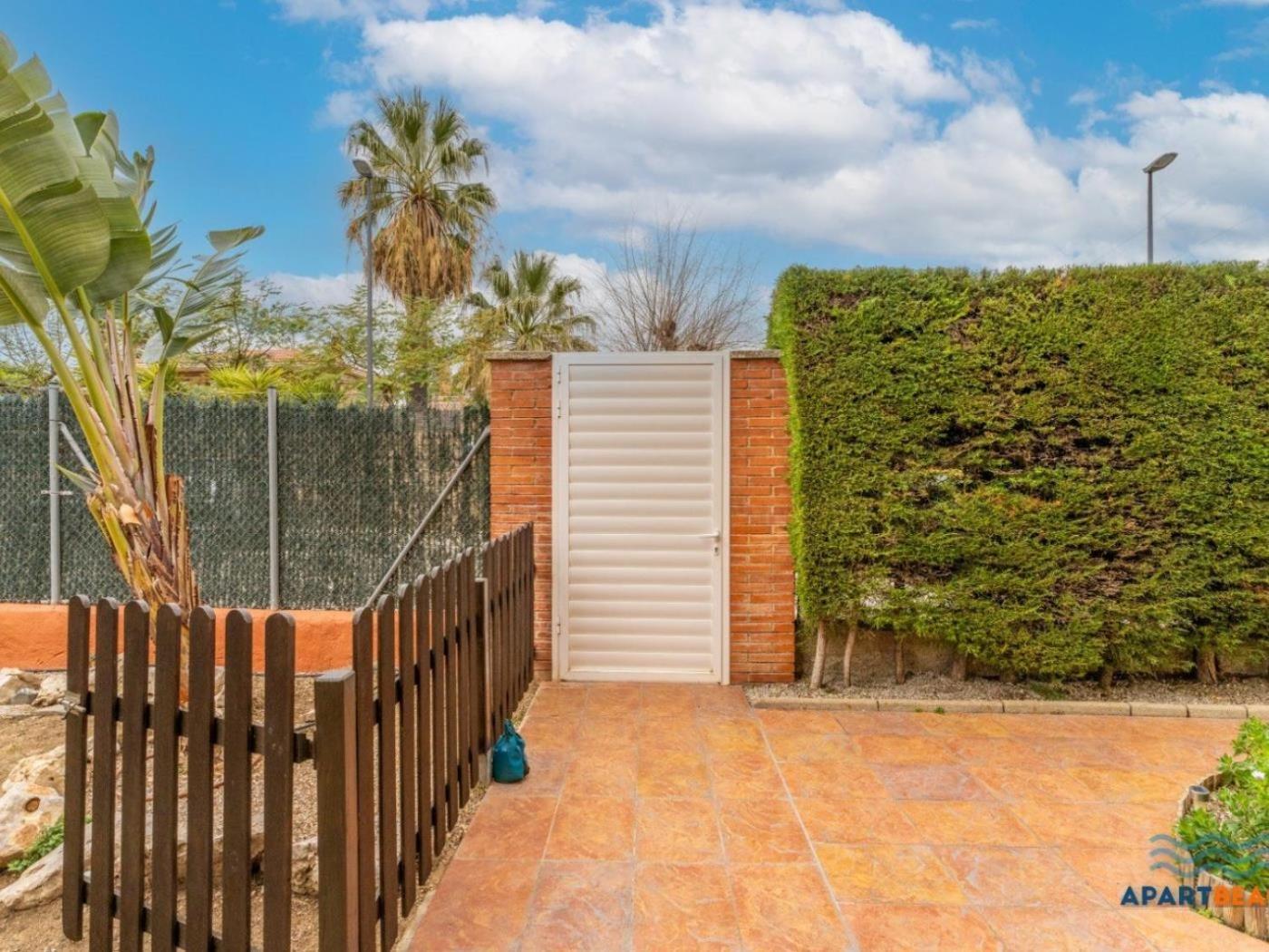 Сasa de vacaciones Apartbeach El Pinar Con Piscina Y Barbacoa *