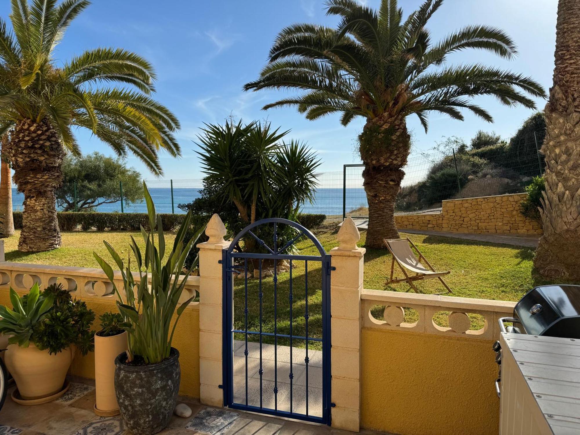 Сasa de vacaciones Beautiful 50m Private Campello Alicante El Campello
