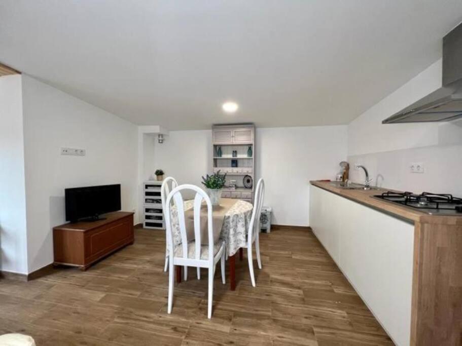 Apartment Oespede Carmucha Ponteceso, Costa Da Morte *