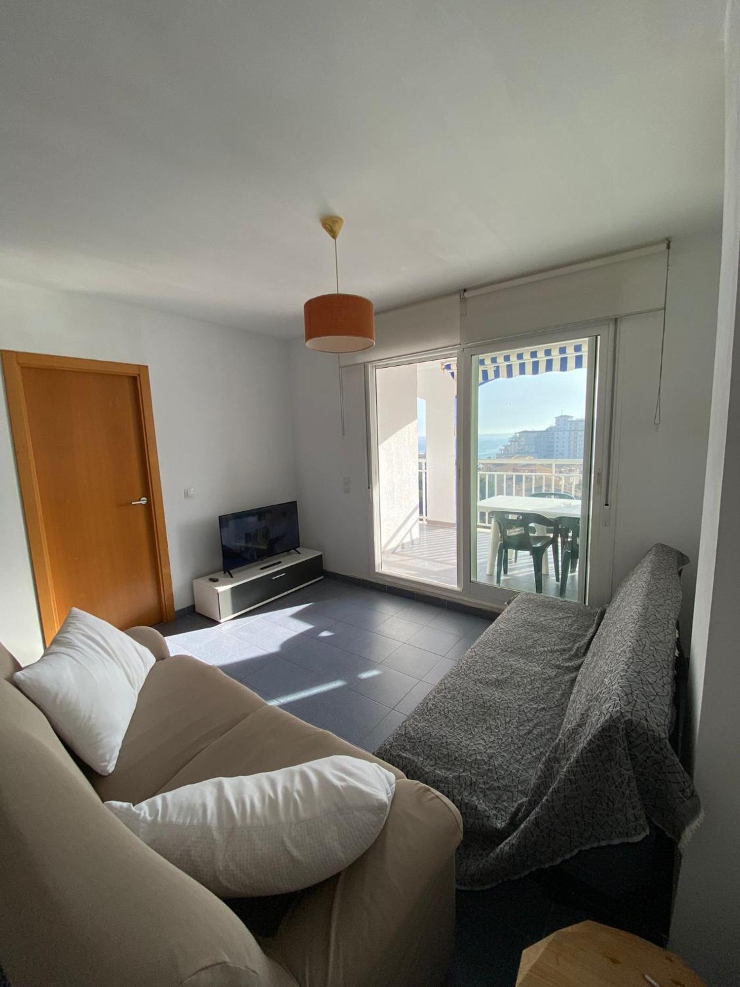 Apartment Columbretes, A 200 Metros De La Playa, Wifi Gratuito, Plaza De Garaje Y Piscina Oropesa del Mar