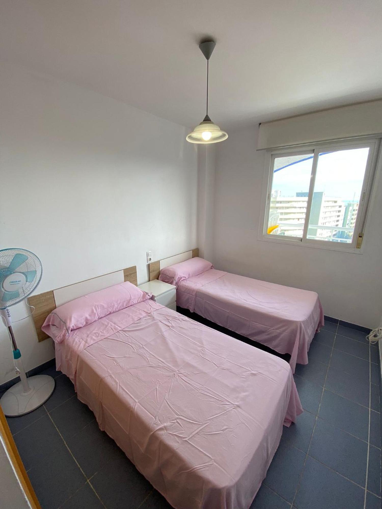 Apartment Columbretes, A 200 Metros De La Playa, Wifi Gratuito, Plaza De Garaje Y Piscina Oropesa del Mar
