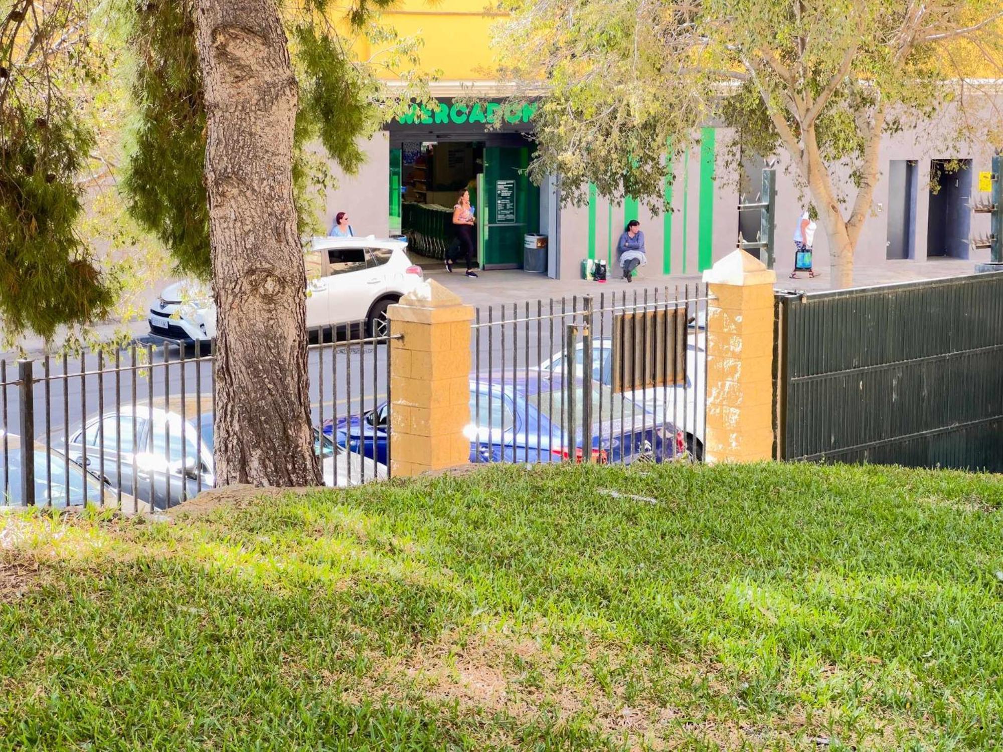 Agata & Parking Apartamento *