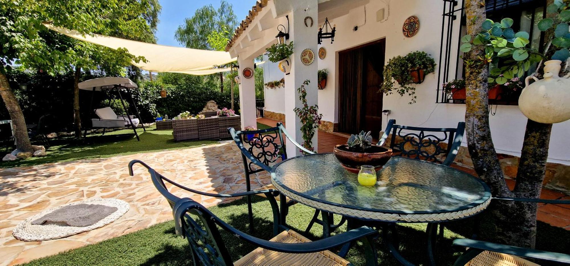Cortijo Rodeo. Rural Holiday home *