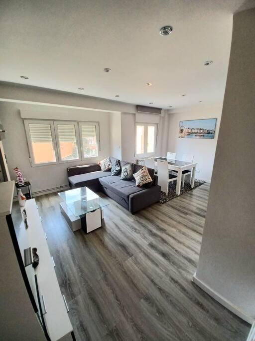 Completo Centrico Apartamento *