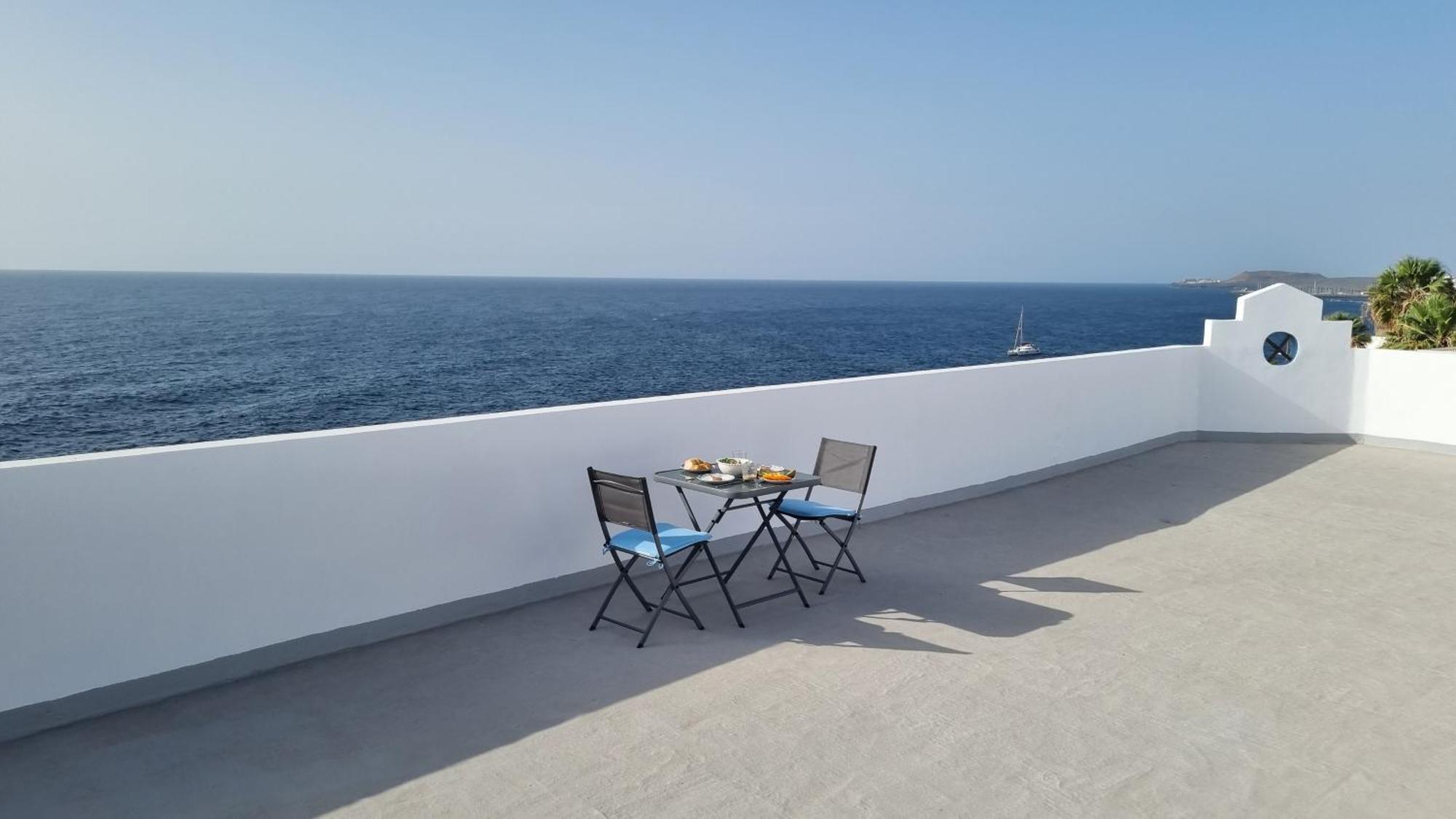 'dos Sirenas' Oceanfront Los Abrigos