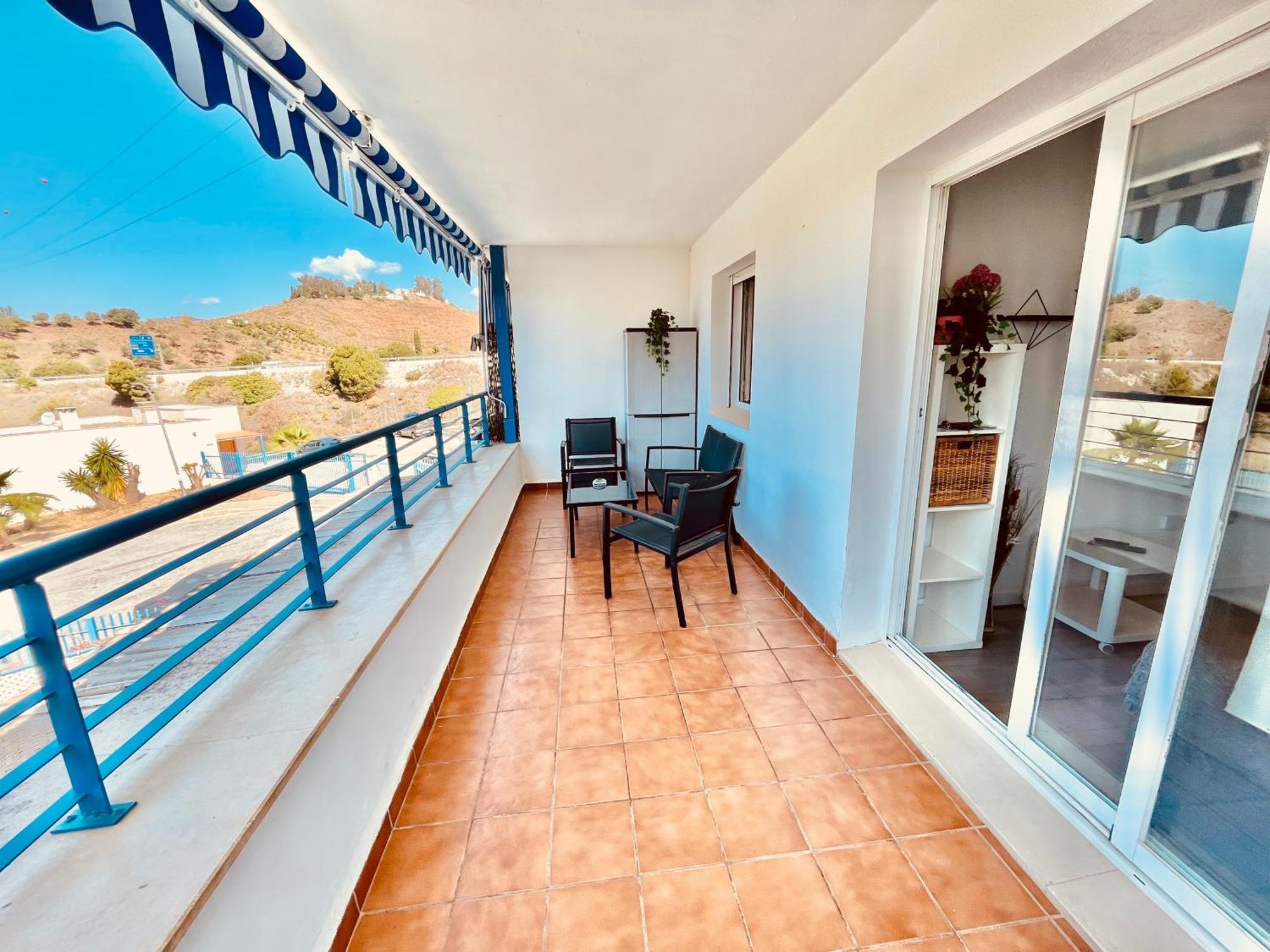 Apartment Con Vistas Al Mar Y Plaza Aparcamiento Chilches (Andalucia)