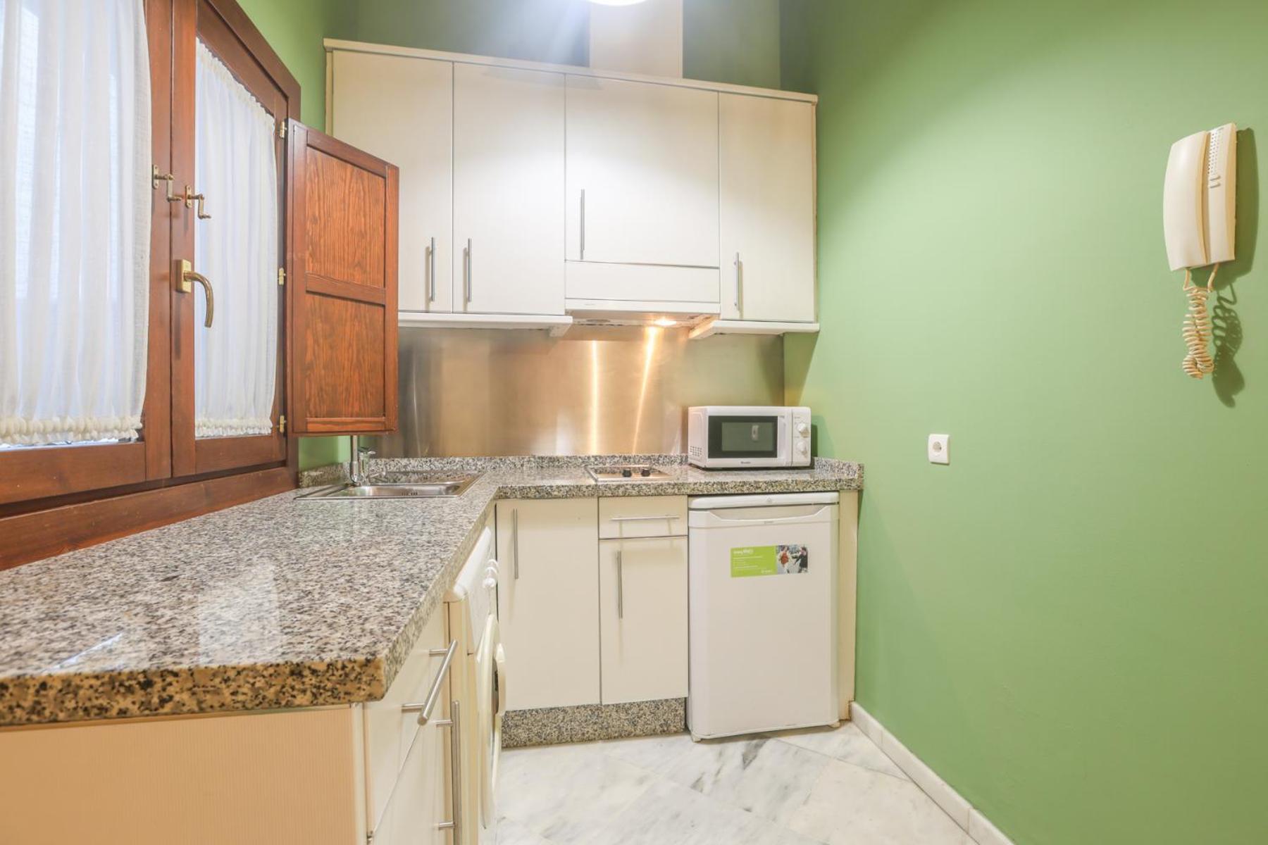 Galindo Center Premium Suites, Free Parking Apartamento