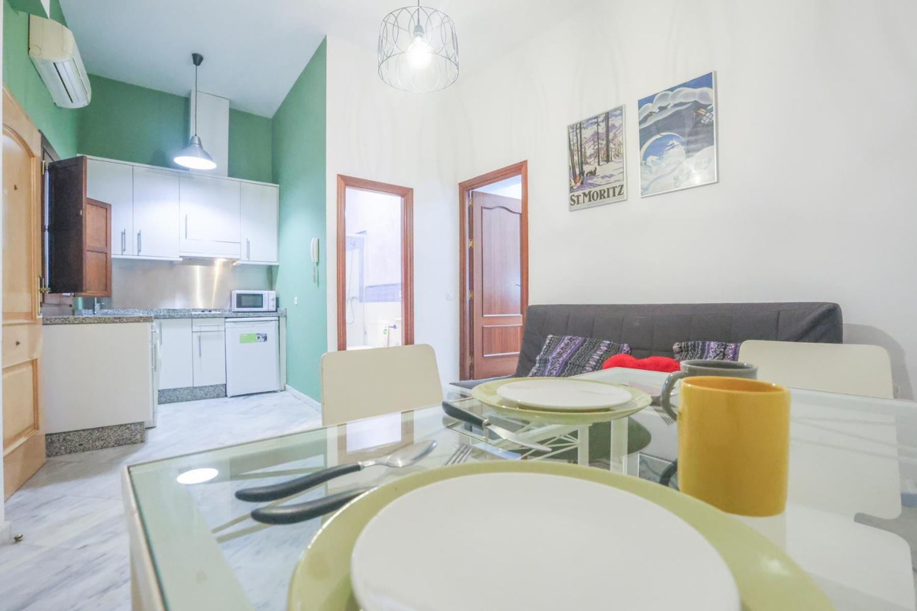 Galindo Center Premium Suites, Free Parking * Sevilla