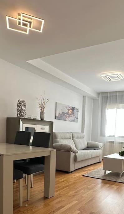 14 + Garaje Incluido. Nuevo, Elegante, Acogedor. Apartamento