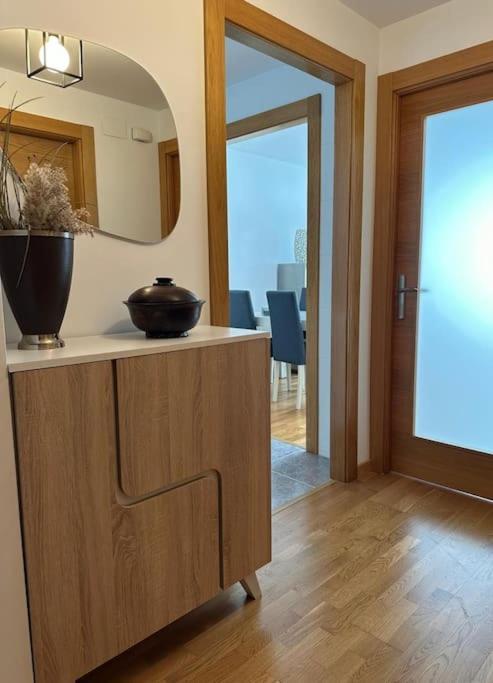 14 + Garaje Incluido. Nuevo, Elegante, Acogedor. Apartamento *