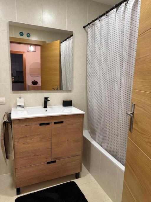 14 + Garaje Incluido. Nuevo, Elegante, Acogedor. Apartamento Haro