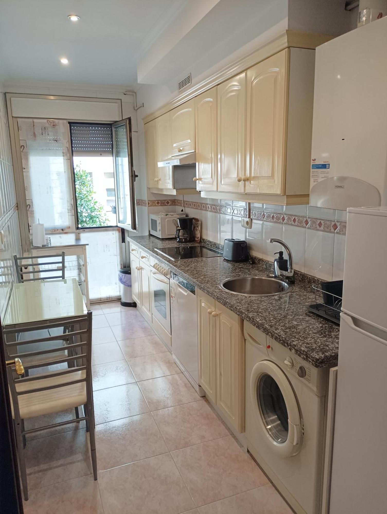 Apartamento Centro-gascona Con Terraza, Garaje Y Wifi Gratuito Oviedo