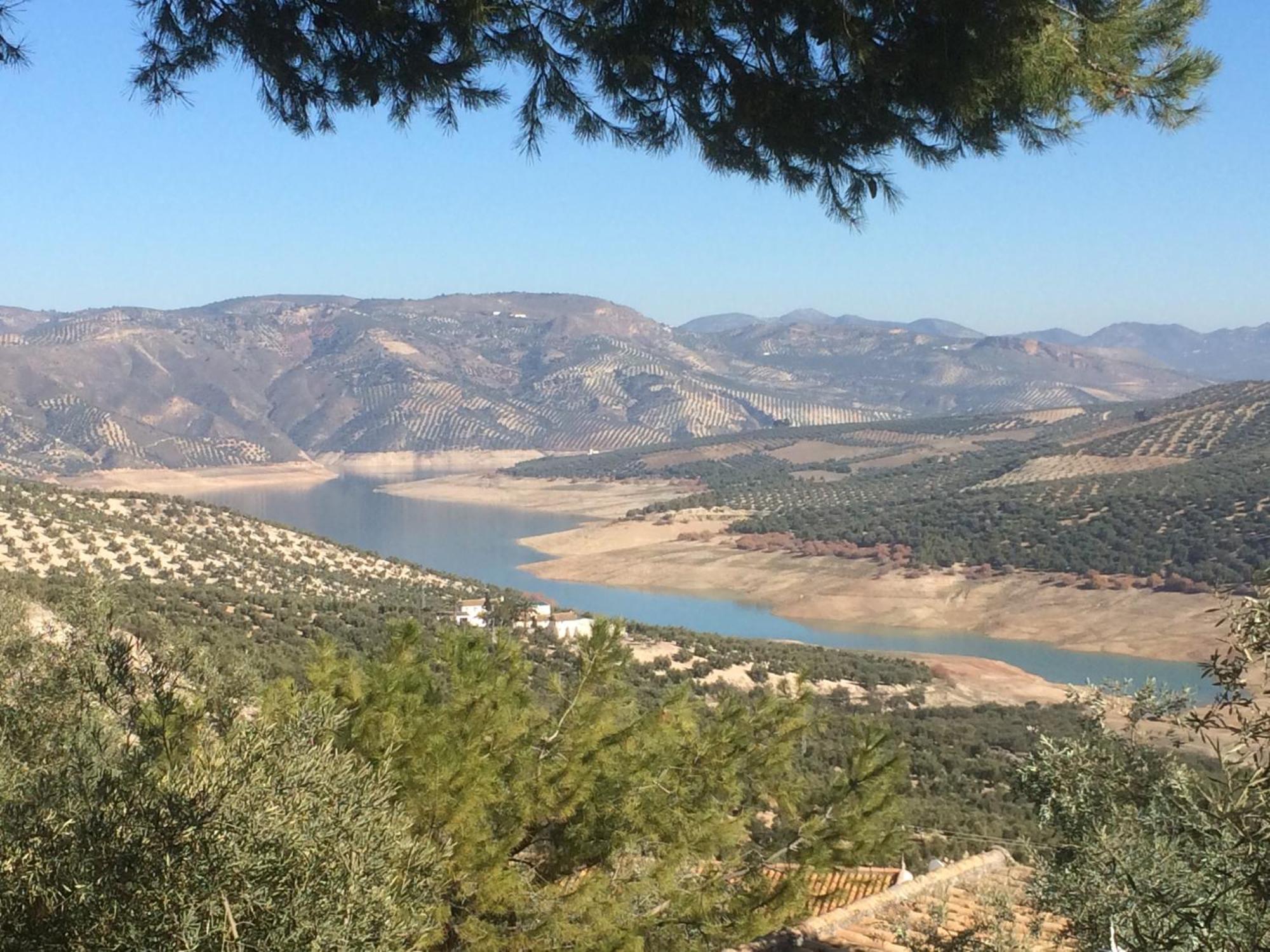 Holiday home Casa Feliz Iznajar