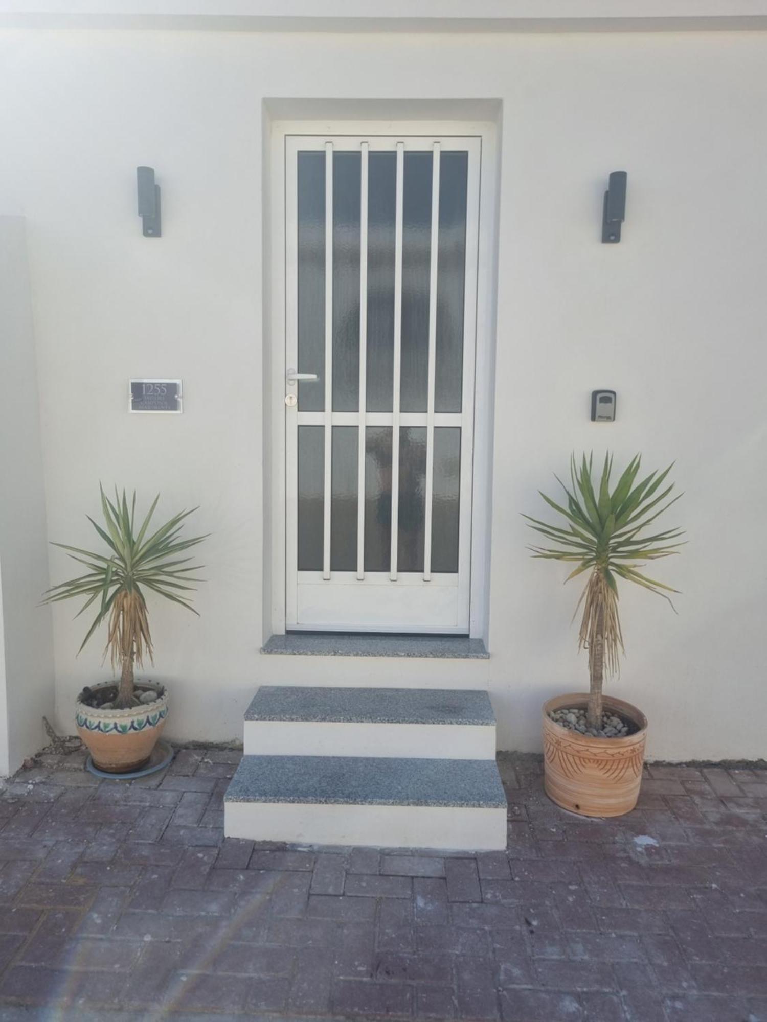 Taylors Camposol Apartamento *