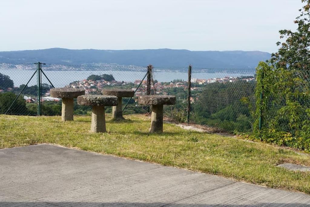 Casa De Campo En Las Rias Baixas. Ideal Familias