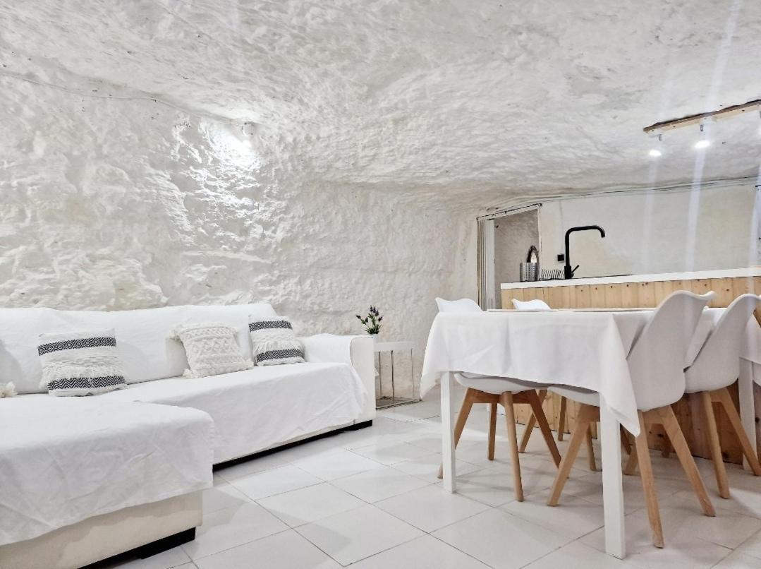 Apartment Casa Cueva A 15 Minutos Del Centro De Valencia Paterna