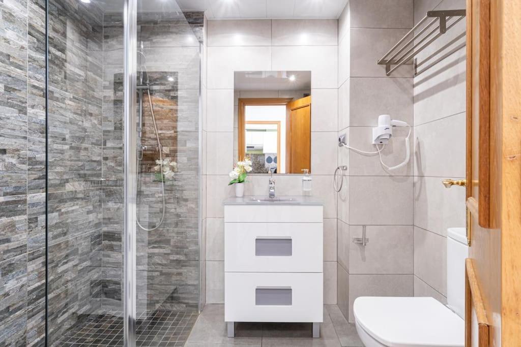 Center-pool-relax-2bed-portaventura-aa9 Salou