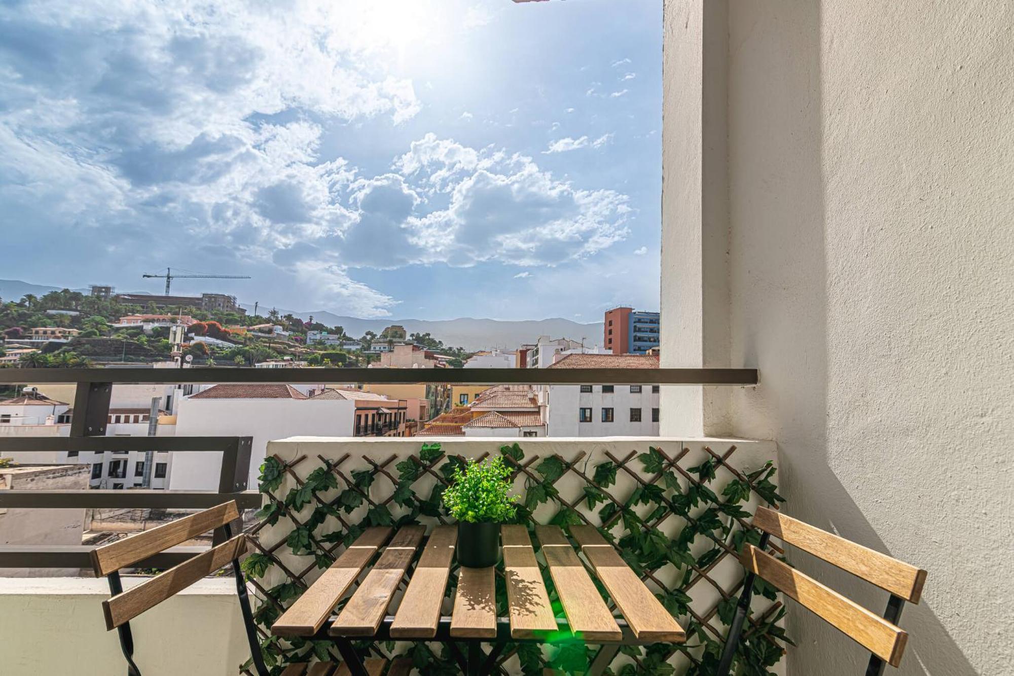 Apartamento En Puerto De La Cruz Con Vistas A La Ciudad By Alterhome *