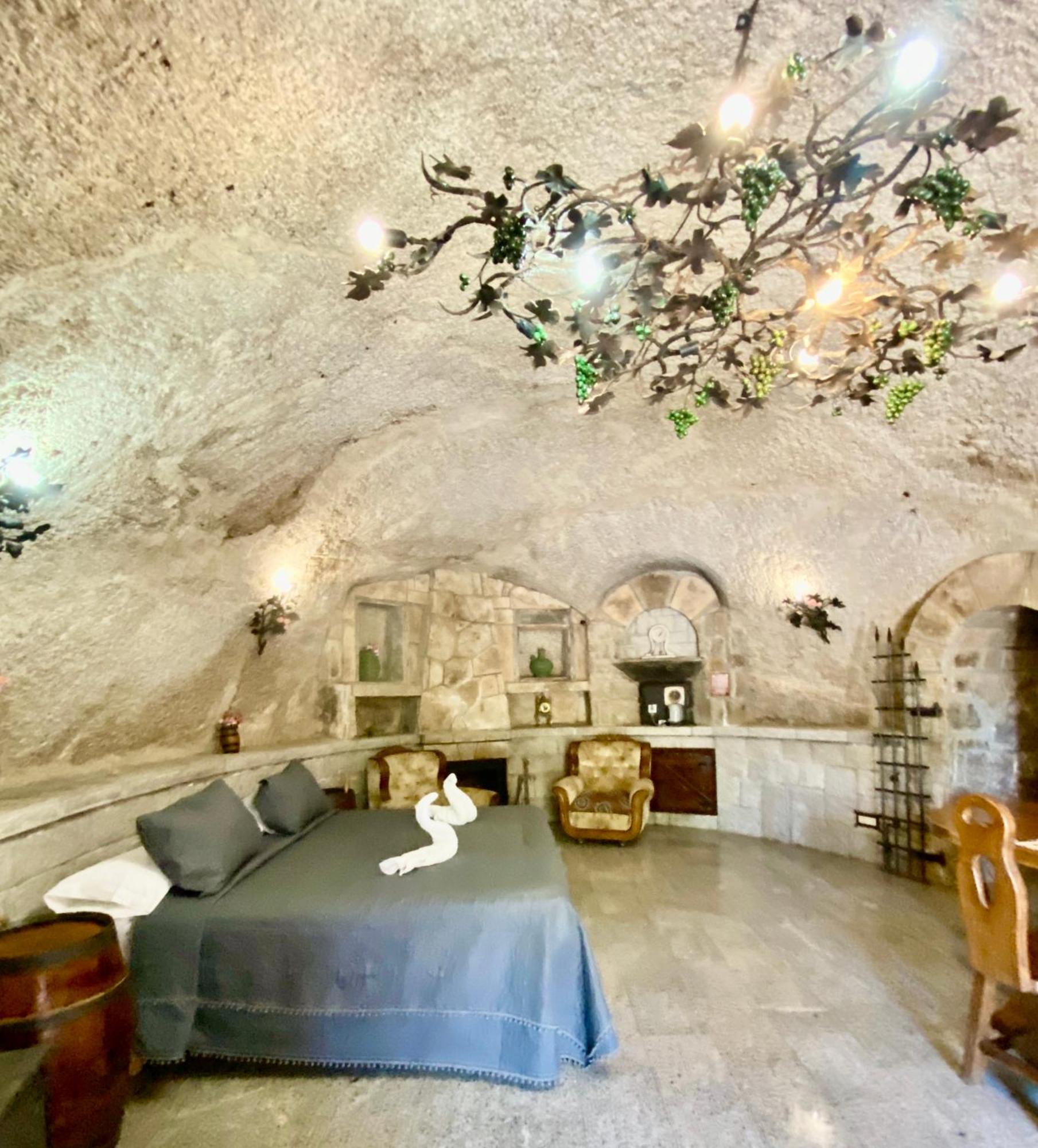 Cueva Romantica - Jacuzzi Apartamento