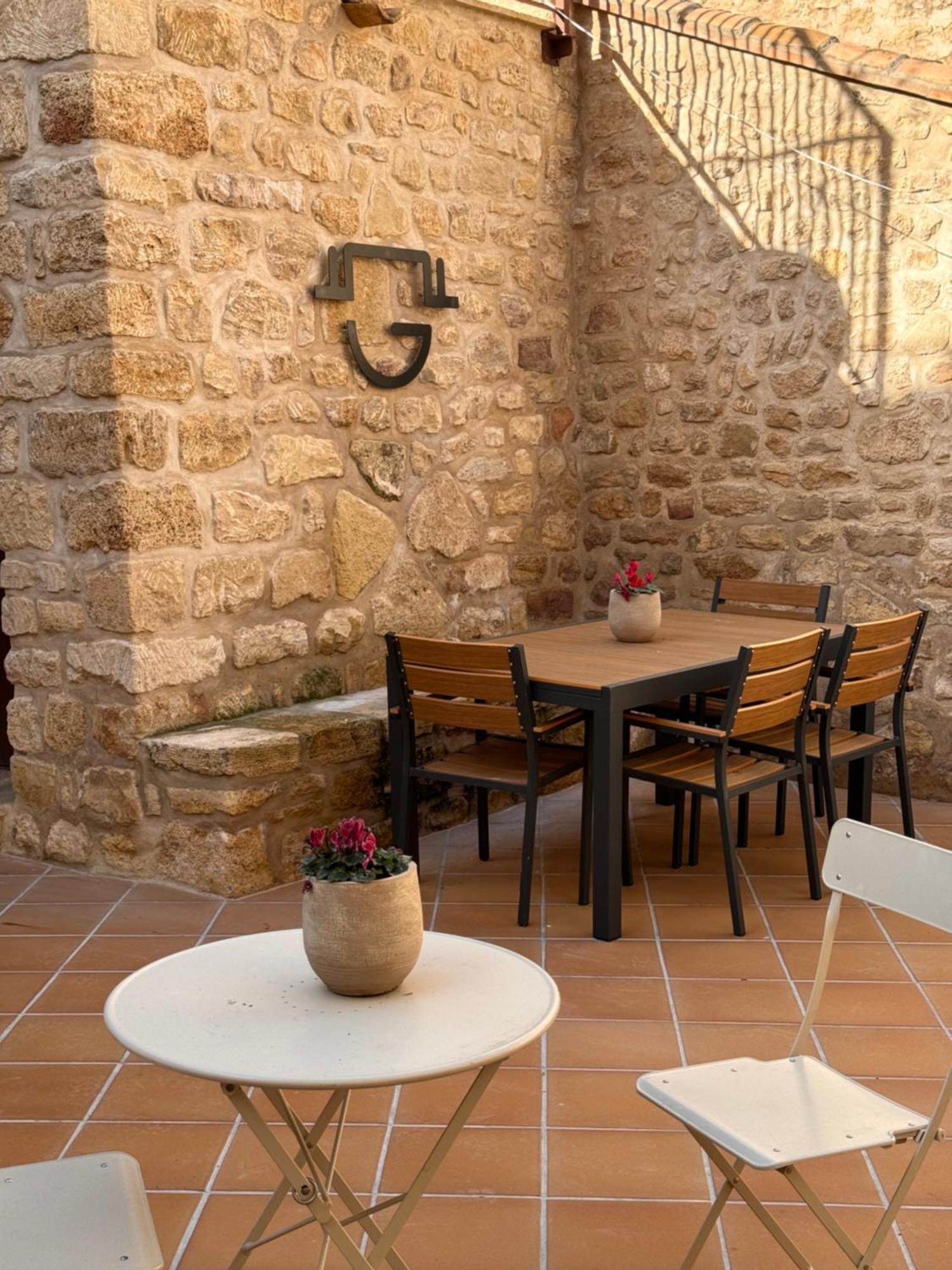 Apartahotel De Goya *